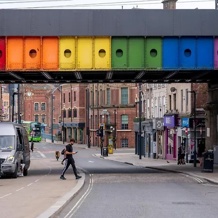 Apartman Bright & Spacious Mid-level At Briggate