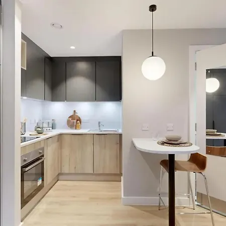 Apartman Bright & Spacious Mid-level At Briggate