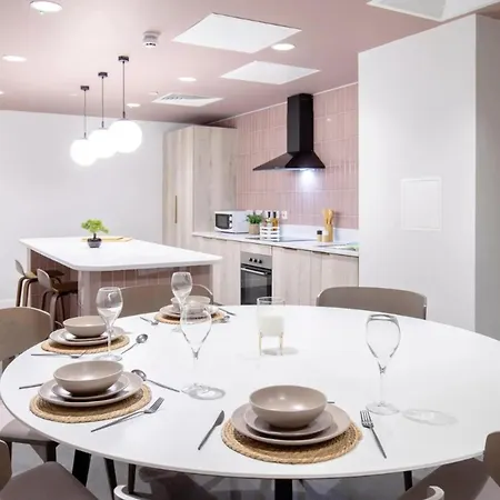 Apartman Bright & Spacious Mid-level At Briggate *